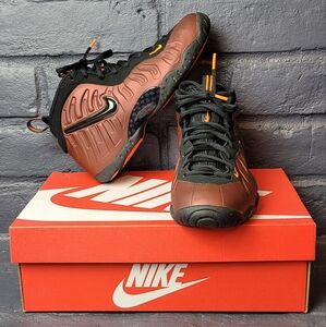 Nike Air Foamposite ProColor Shift (GS) Size 5.5 used